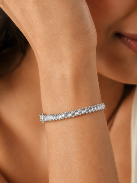 Éclat Baguette Tennis Bracelet