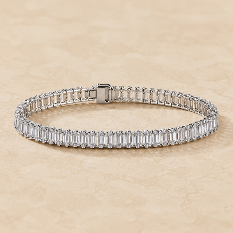 Éclat Baguette Tennis Bracelet