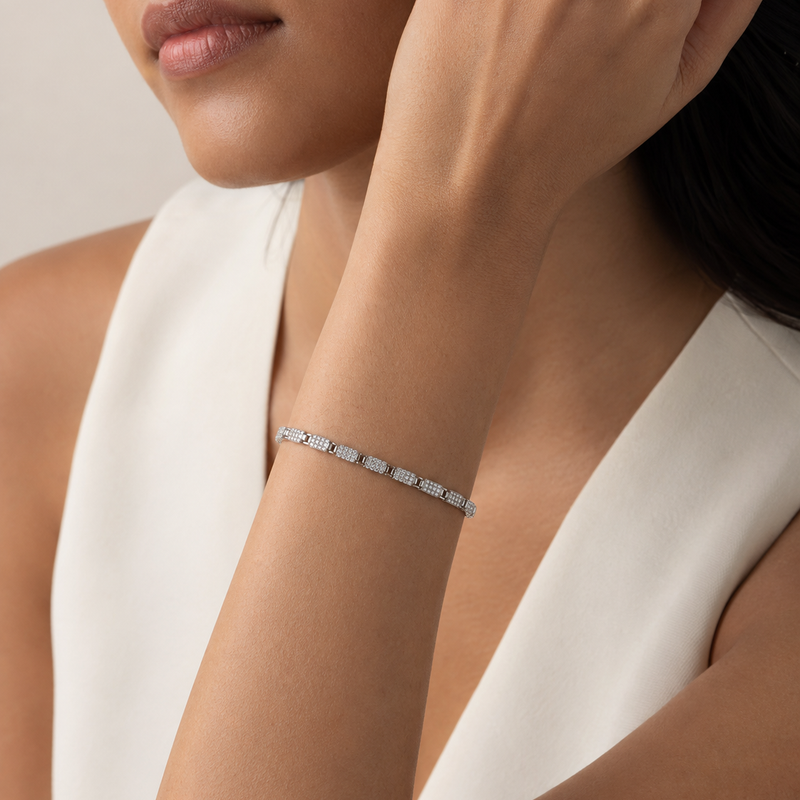 Lunara Pavé Link Bracelet