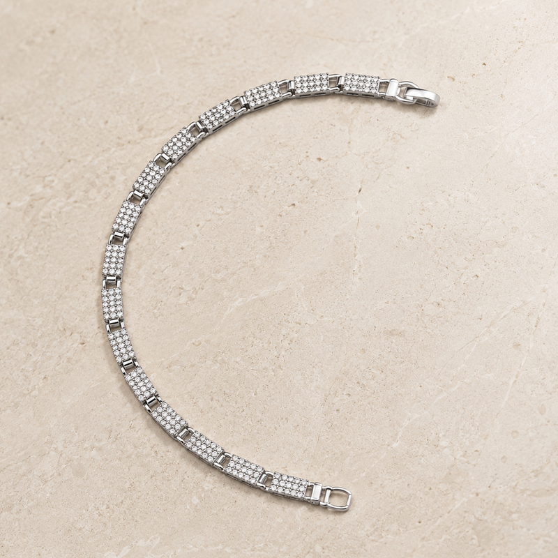 Lunara Pavé Link Bracelet