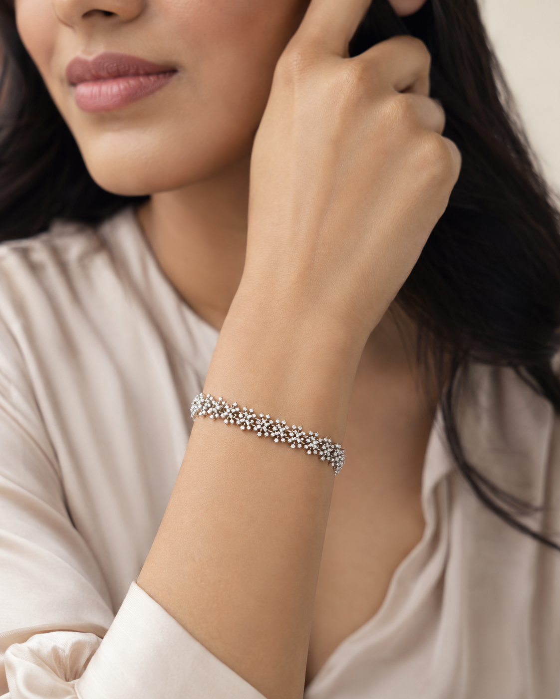 The Wild Daisy Chain Bracelet — Gold Plated Bloom Bracelet by House of Zena, front view — Anti-Tarnish Waterproof Jewellery | House of Zena