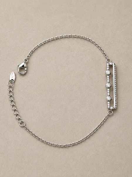 Lunara Bar Bracelet