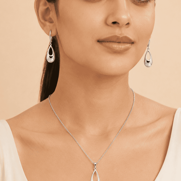 The Waterfall Martini Set — Gold Plated Seréna Drop Pendant Set by House of Zena, front view — Anti-Tarnish Waterproof Jewellery | House of Zena