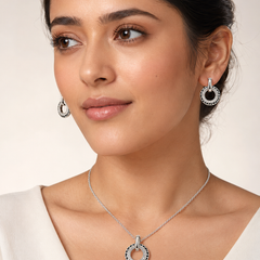 Noir Halo Pendant Set