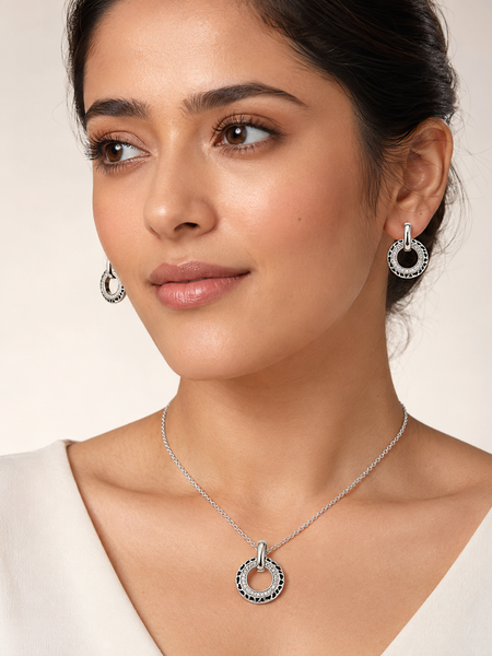 Noir Halo Pendant Set