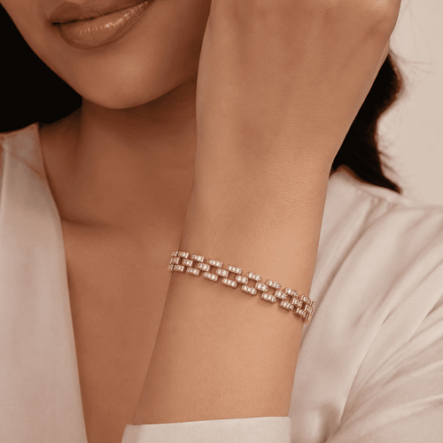 The 9-to-5 Paperclip Chain (Gold)