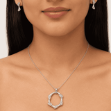 The Mobius Knot Eternal Set