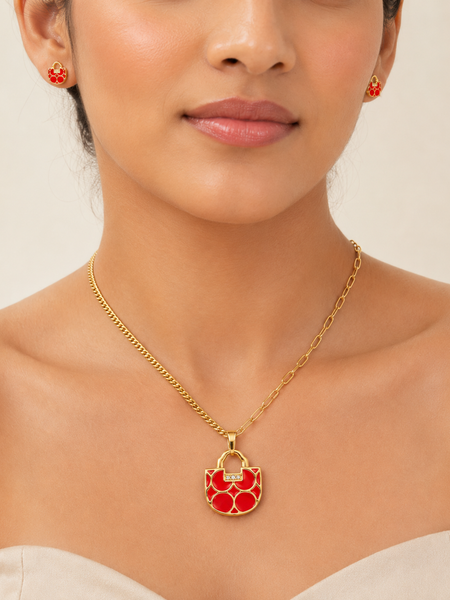 Rouge Luxe Charm Pendant Set