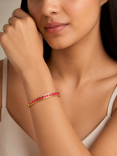 Rouge Line Bangle