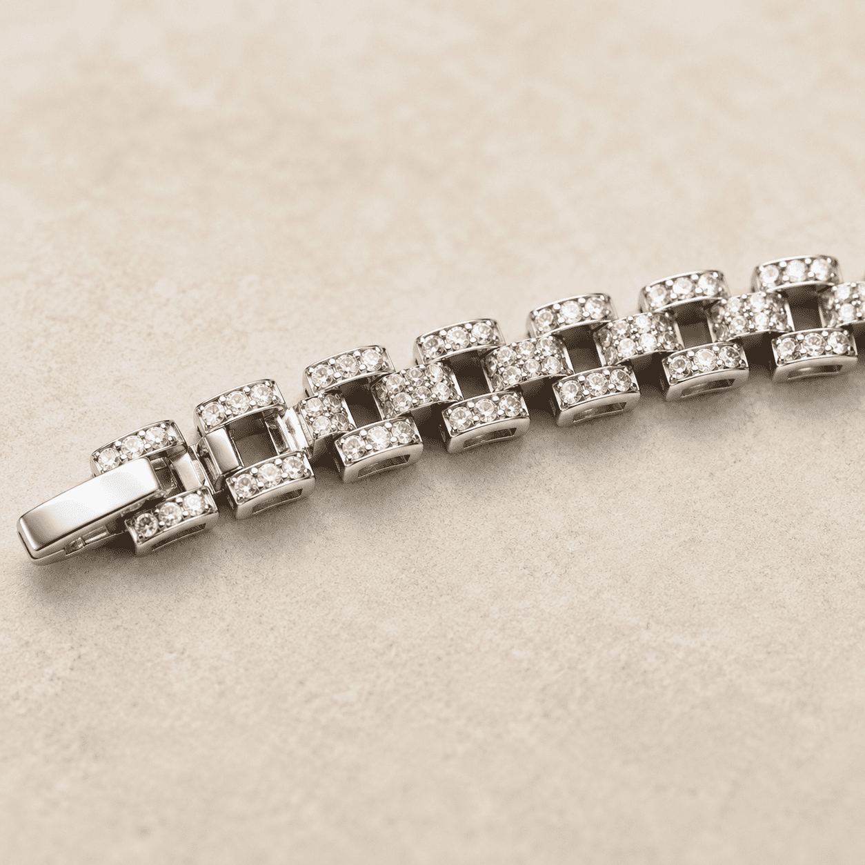 The 9-to-5 Paperclip Chain (Silver) — Silver-Tone Noiré Link Bracelet by House of Zena, styled on model — Anti-Tarnish Waterproof Jewellery | House of Zena