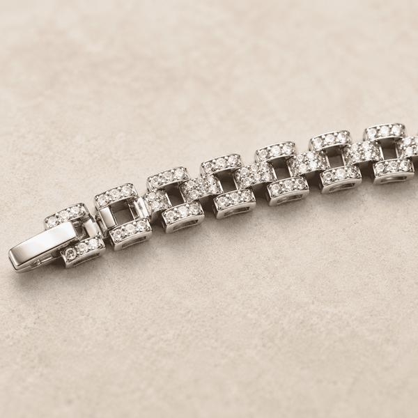 The 9-to-5 Paperclip Chain (Silver) — Silver-Tone Noiré Link Bracelet by House of Zena, styled on model — Anti-Tarnish Waterproof Jewellery | House of Zena