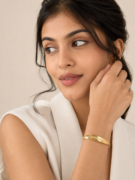 Celeste Linea Bangle