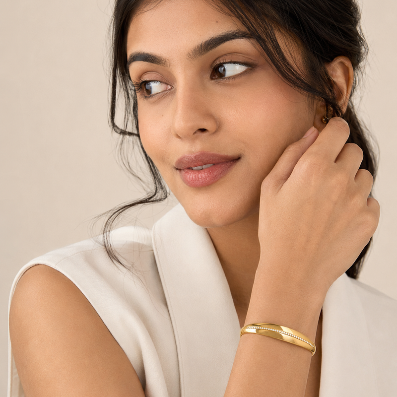 Celeste Linea Bangle