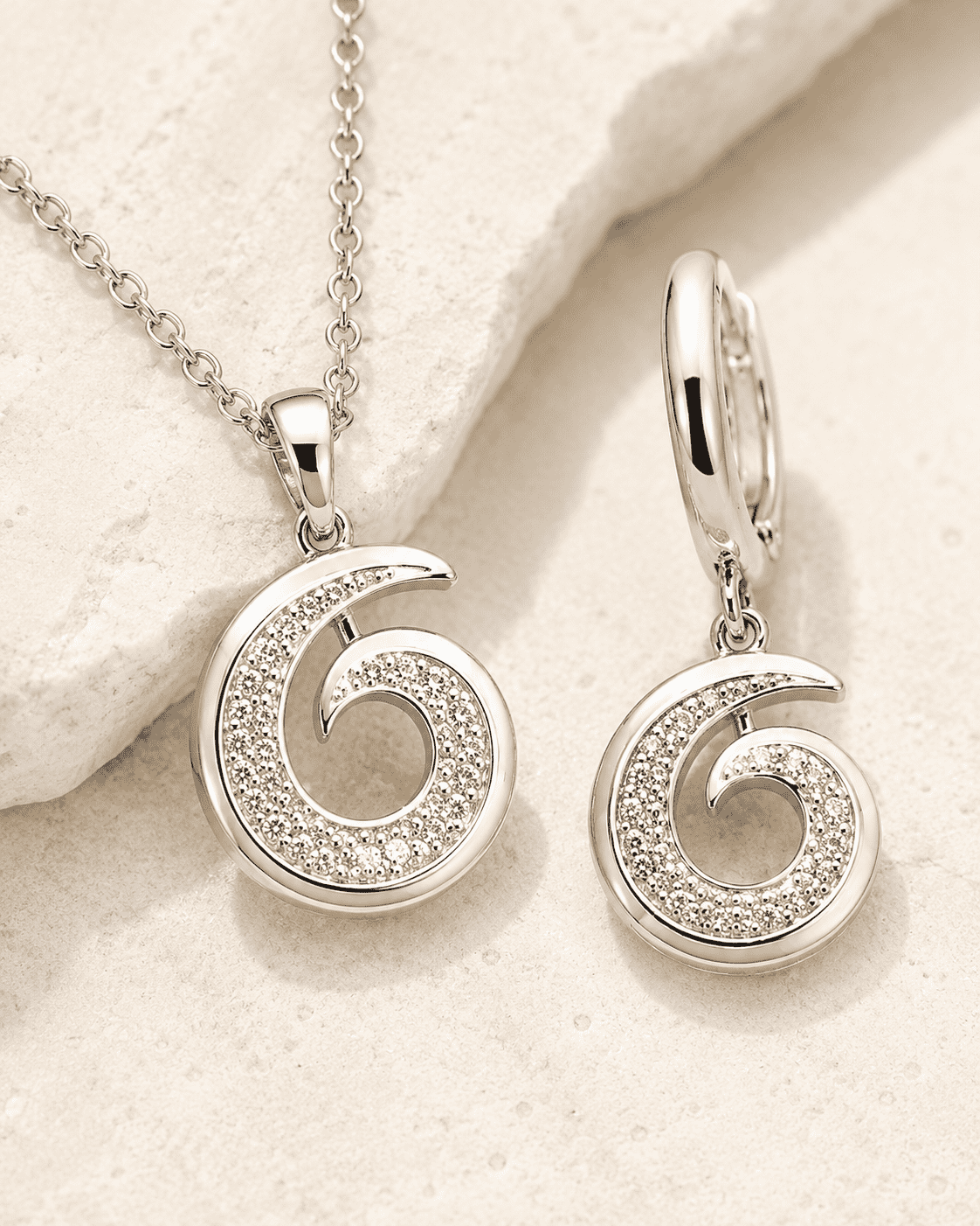 The Cinnamon Roll Spiral Set — Silver-Tone Spiral Pendant Set by House of Zena, close-up detail
