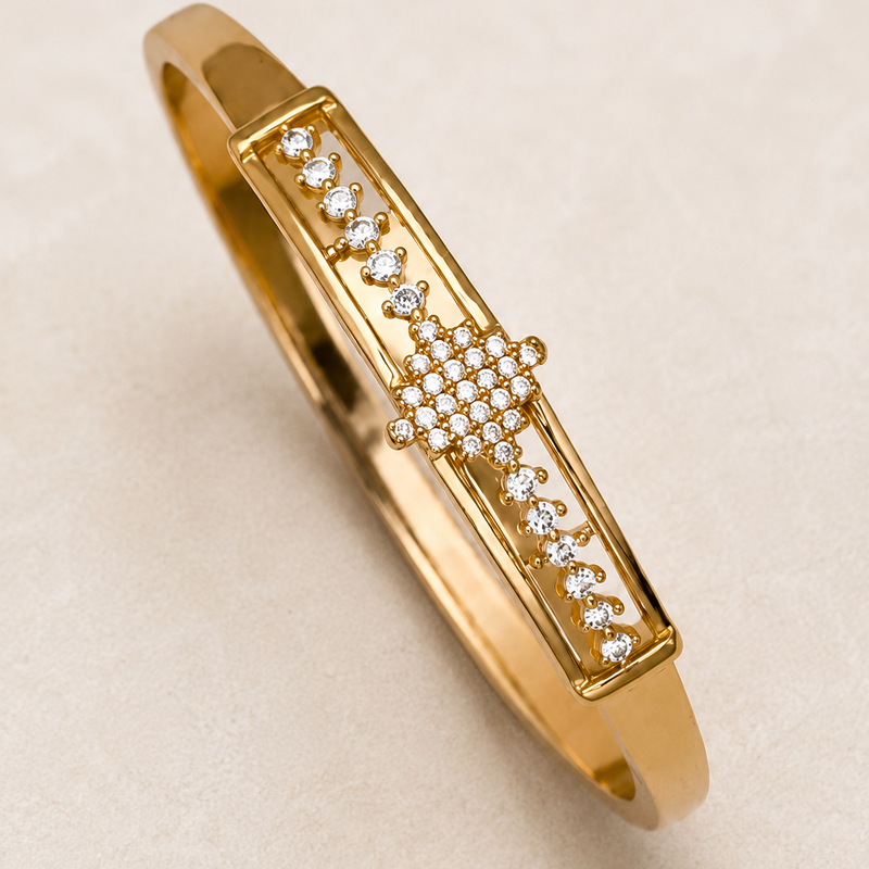 Celestelle Bar Bangle