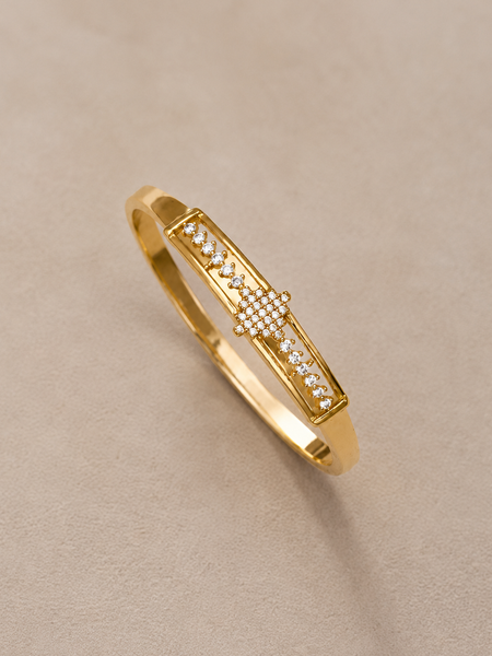 Celestelle Bar Bangle