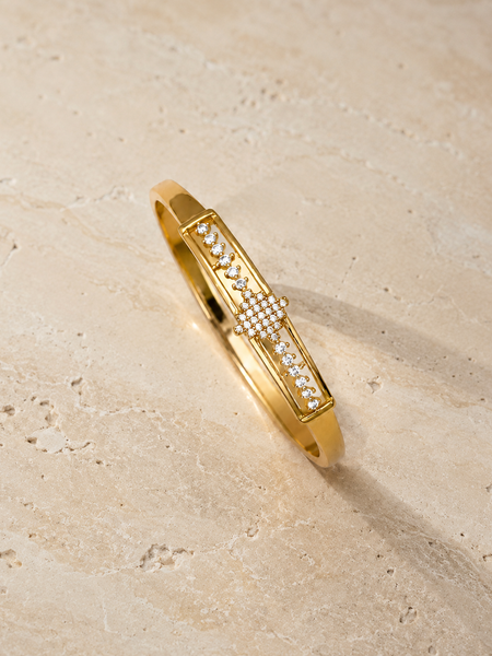 Celestelle Bar Bangle