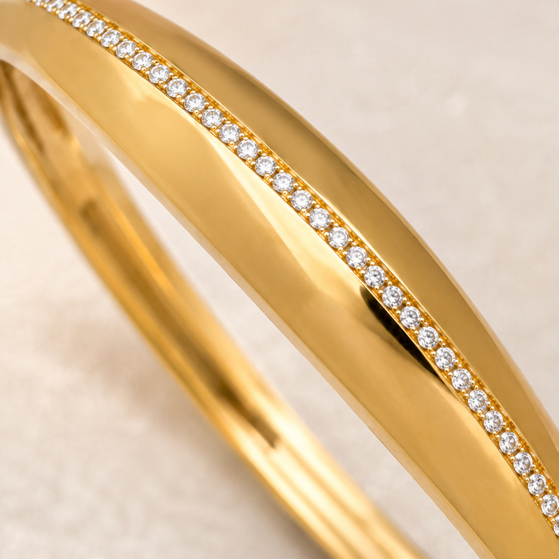 Celeste Linea Bangle