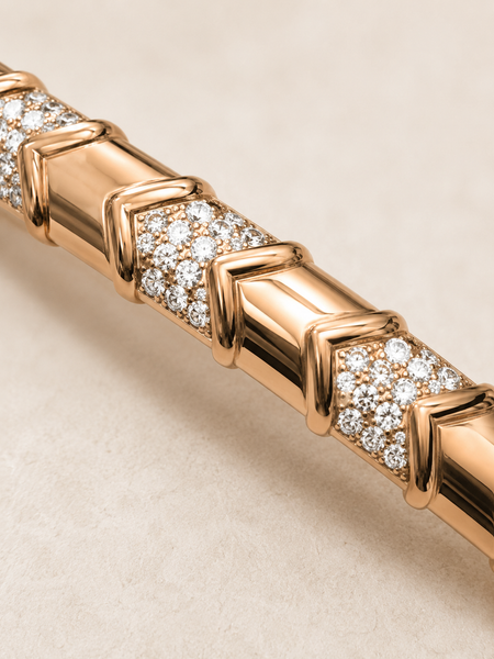Valenza Chevron Pavé Bangle