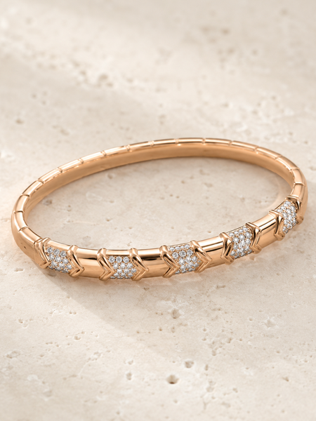 Valenza Chevron Pavé Bangle