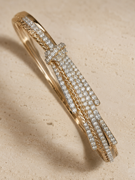 Étoile Ribbon Pavé Bangle