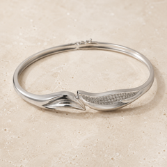 Luné Wave Bangle