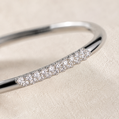 Éclat Slim Pavé Bangle