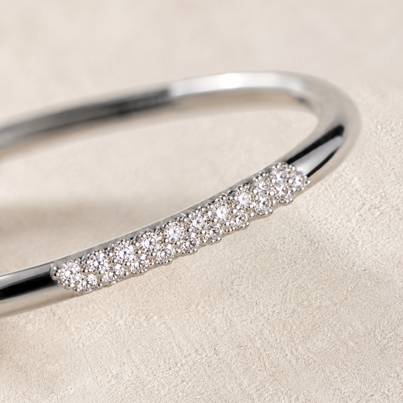 Éclat Slim Pavé Bangle