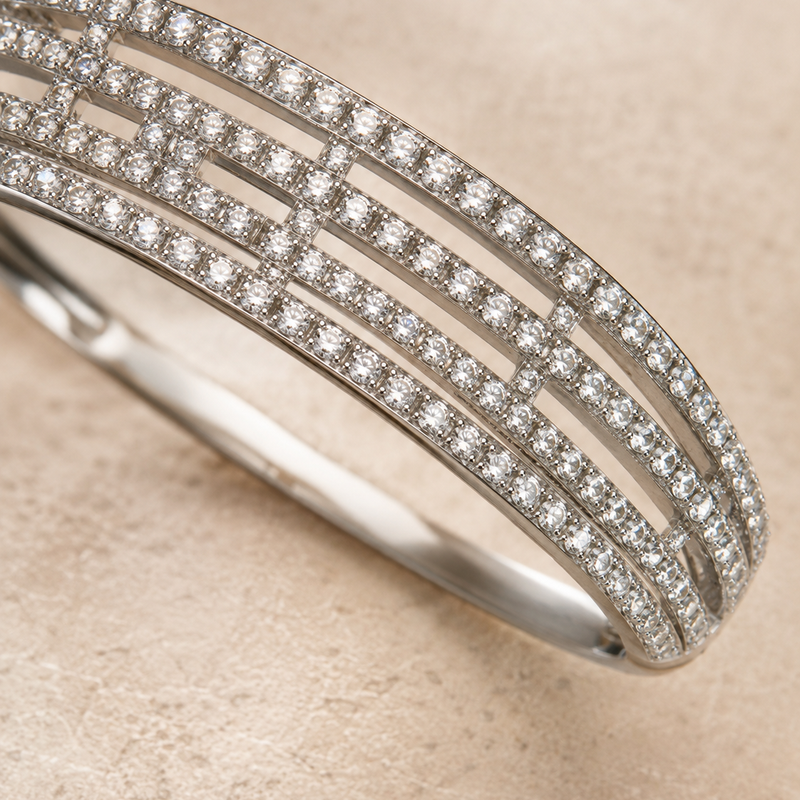 Aurielle Linear Pavé Bangle