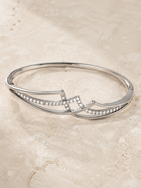 Astra Curve Bangle