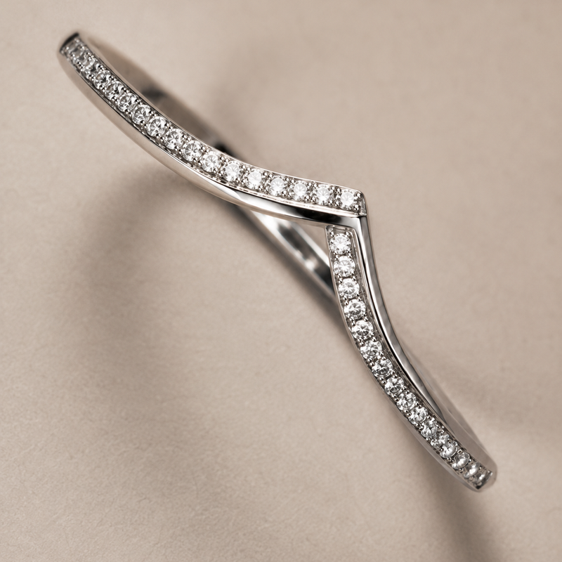 Veya Twist Pavé Bangle