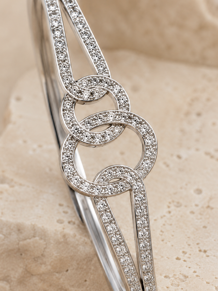 Éterne Link Pavé Bangle