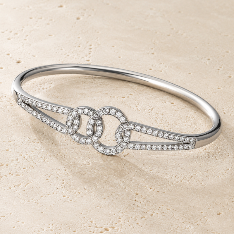 Éterne Link Pavé Bangle
