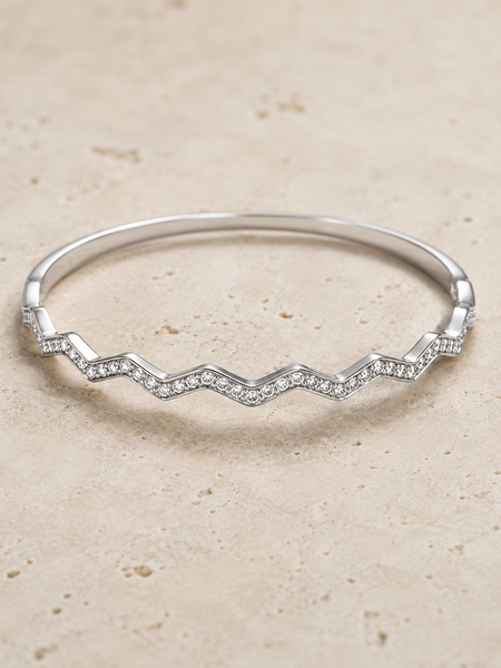 Linéa Wave Pavé Bangle