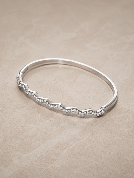 Linéa Wave Pavé Bangle