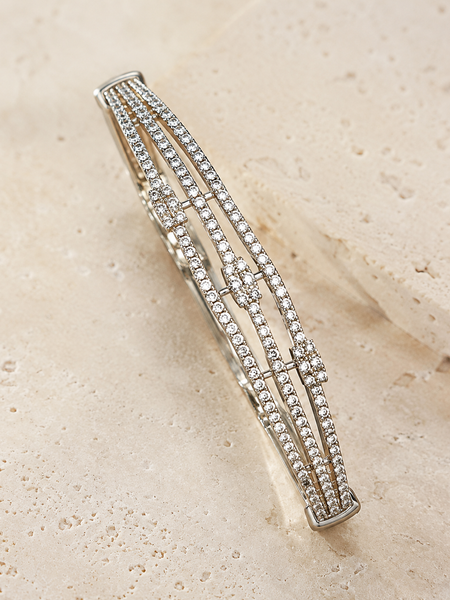 Astra Parallel Pavé Bangle