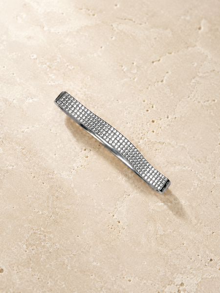 Élan Full Pavé Curve Bangle