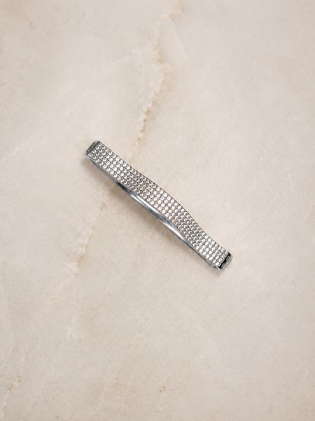 Élan Full Pavé Curve Bangle