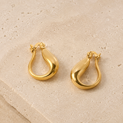 Aurelia Sculpt Hoop Earrings
