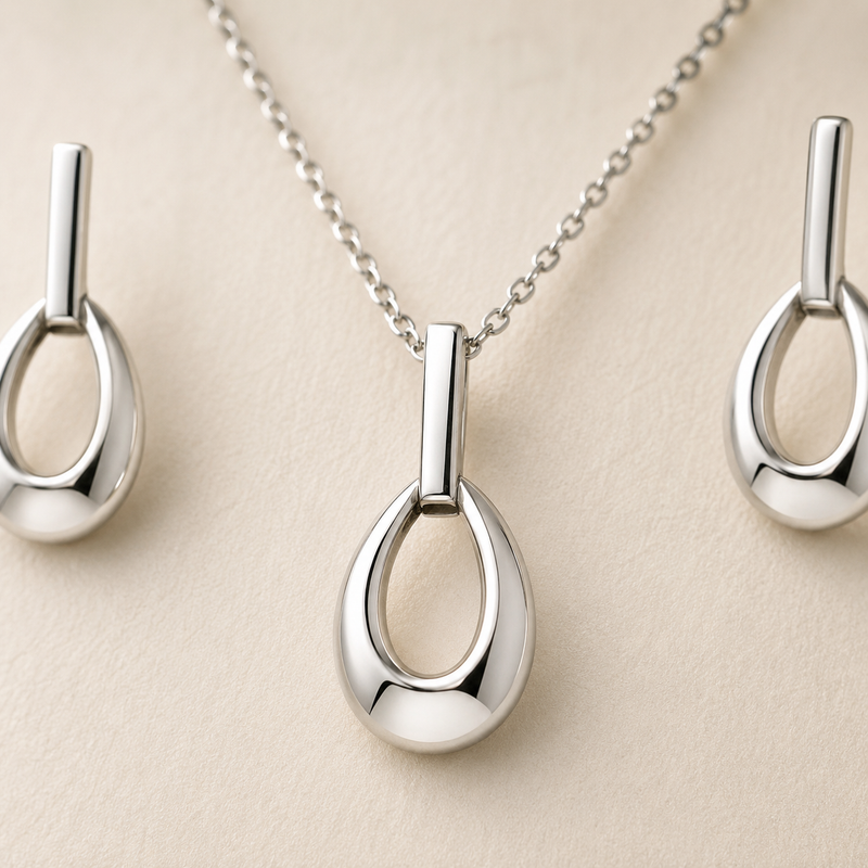 Évara Drop Pendant Set