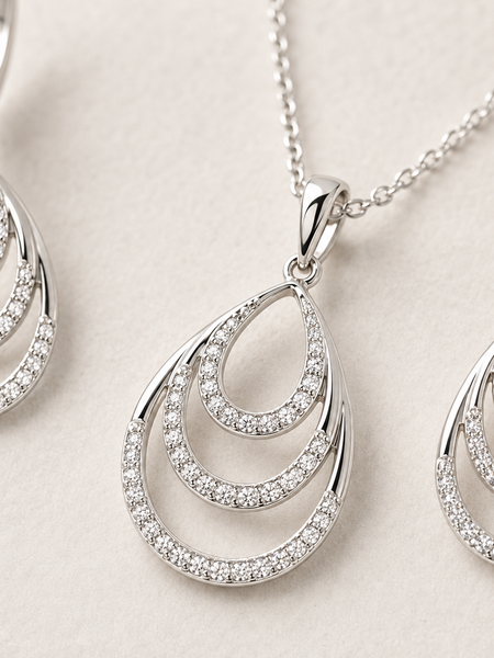 Avelisse Cascade Pendant Set