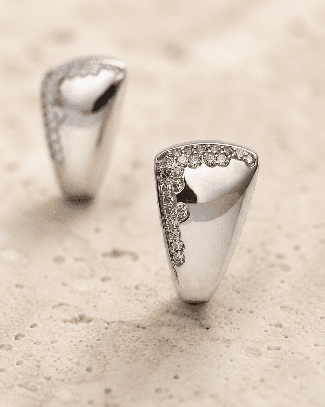 The Modernist Frame Solitaire Set — Gold Plated Modernist Edge Pendant Set by House of Zena, close-up detail