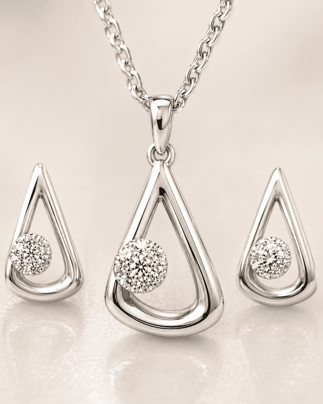 The "I Woke Up Like This" Set — Silver-Tone Drop Pendant Set by House of Zena, close-up detail