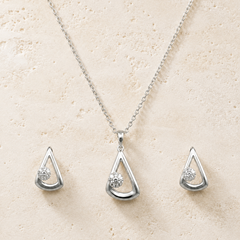 Elara Drop Pendant Set