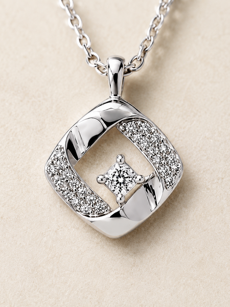 Virelle Square Pendant Set