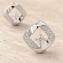 The Sugar Cube Solitaire Set — Gold Plated Square Pendant Set by House of Zena, close-up detail
