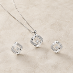 Virelle Square Pendant Set
