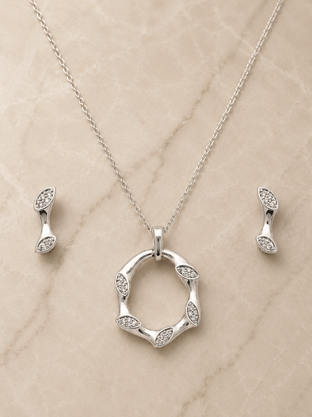 Eterna Loop Pendant Set