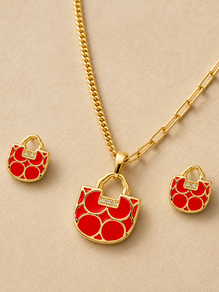Rouge Luxe Charm Pendant Set