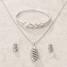 The "Rich Auntie" 3-Piece Power Set — Silver-Tone Wave 3-Piece Jewellery Set by House of Zena, close-up detail